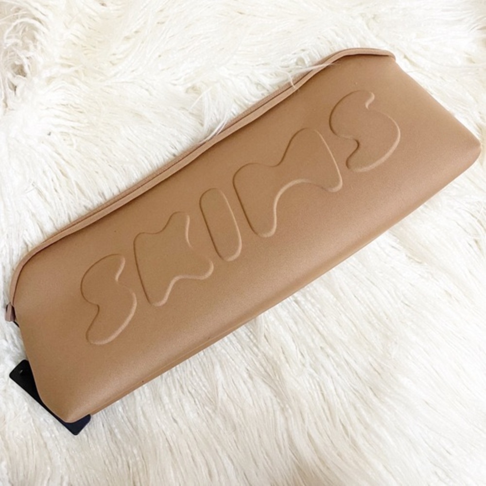 Skims Neoprene Zippered Pouch (Rare color)🤎